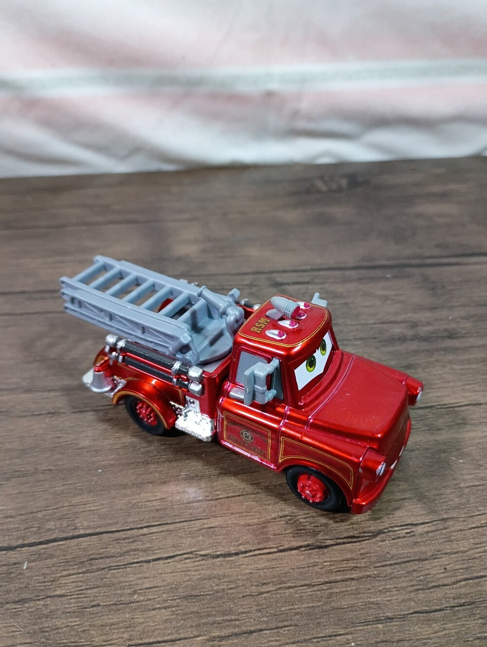 Disney Pixar Cars Rescue Squad Mater Fire Truck Metallic Metal